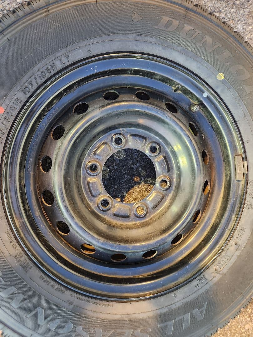 195/80R15 オールシーズンタイヤ ハイエース純正ホイール 室内保管