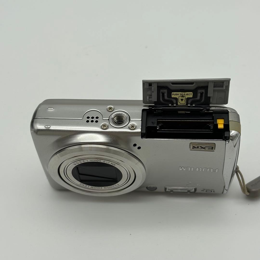 FUJIFILM FinePix F70 EXR デジタルカメラ 動作確認済み