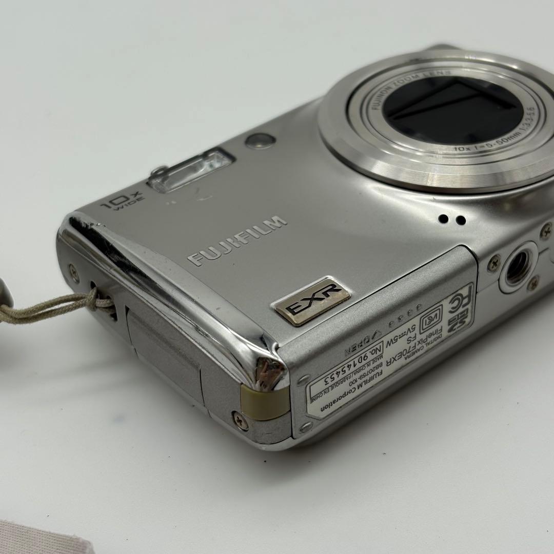 FUJIFILM FinePix F70 EXR デジタルカメラ 動作確認済み