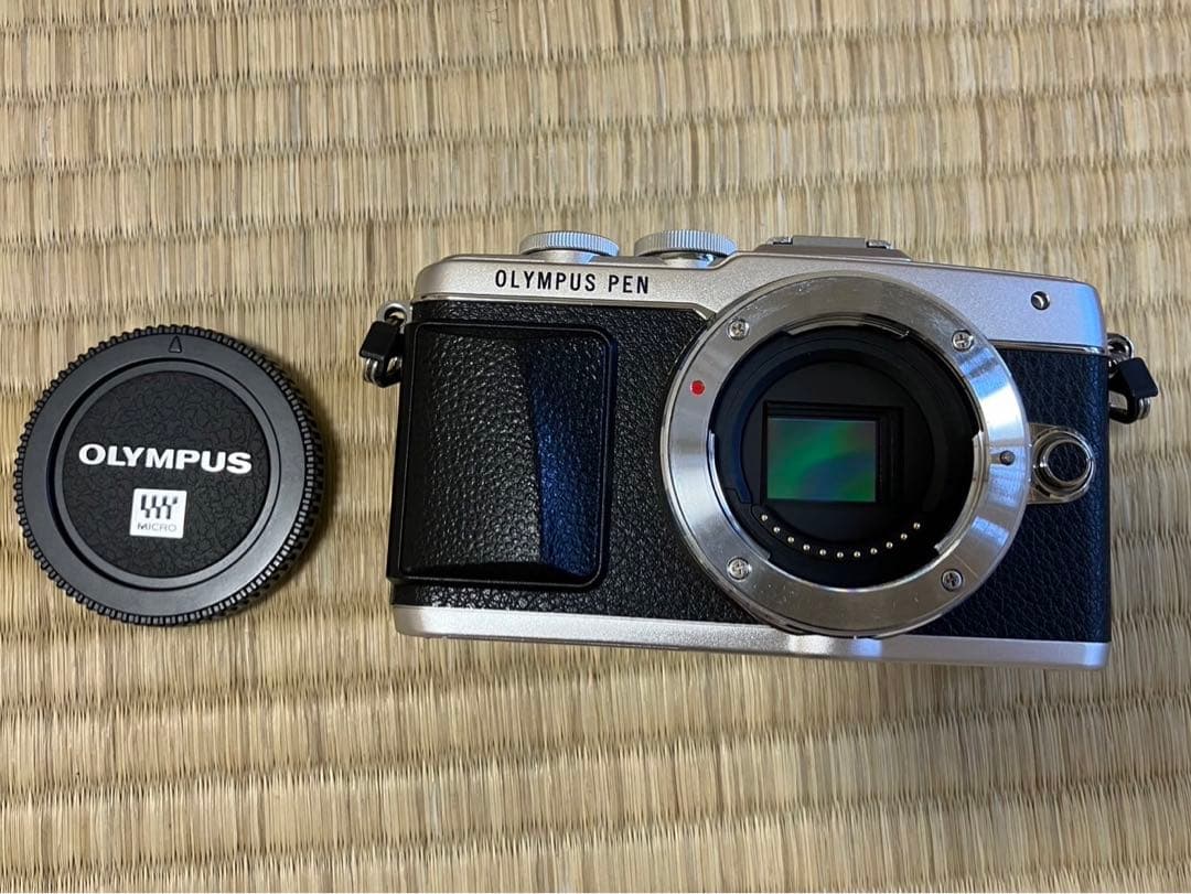 KRGMOLYMPUS PEN Lite E-PL7ボディシルバーレンズ無