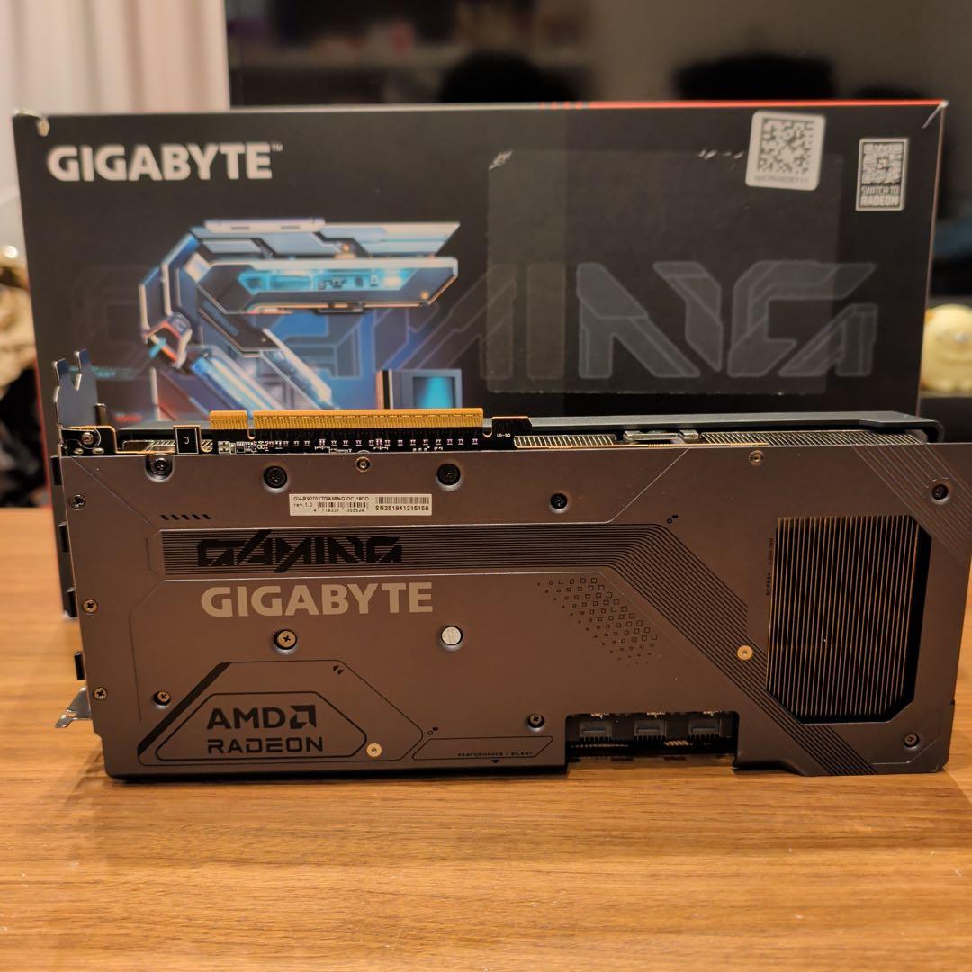 グラフィックボード・グラボ・ビデオカード GIGABYTE Radeon RX9070XT GAMING OC 16G