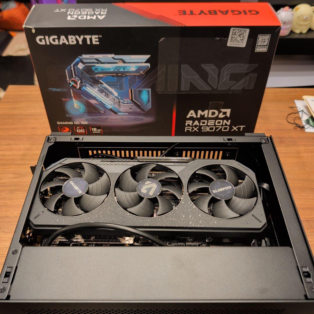 グラフィックボード・グラボ・ビデオカード GIGABYTE Radeon RX9070XT GAMING OC 16G