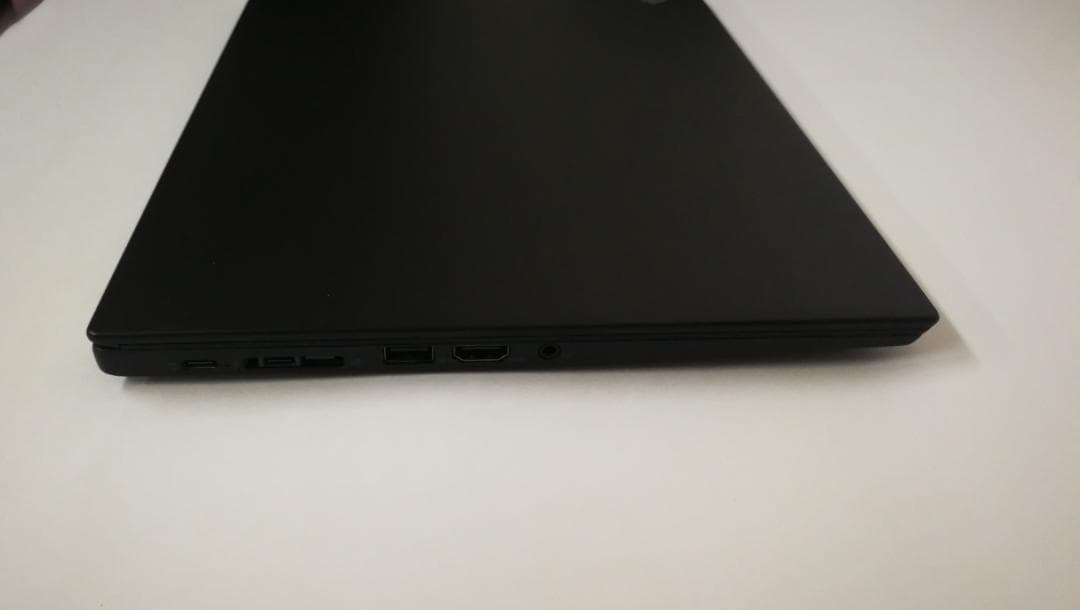 Lenovo ThinkPad T14s メモリ32GB 1TB SSD