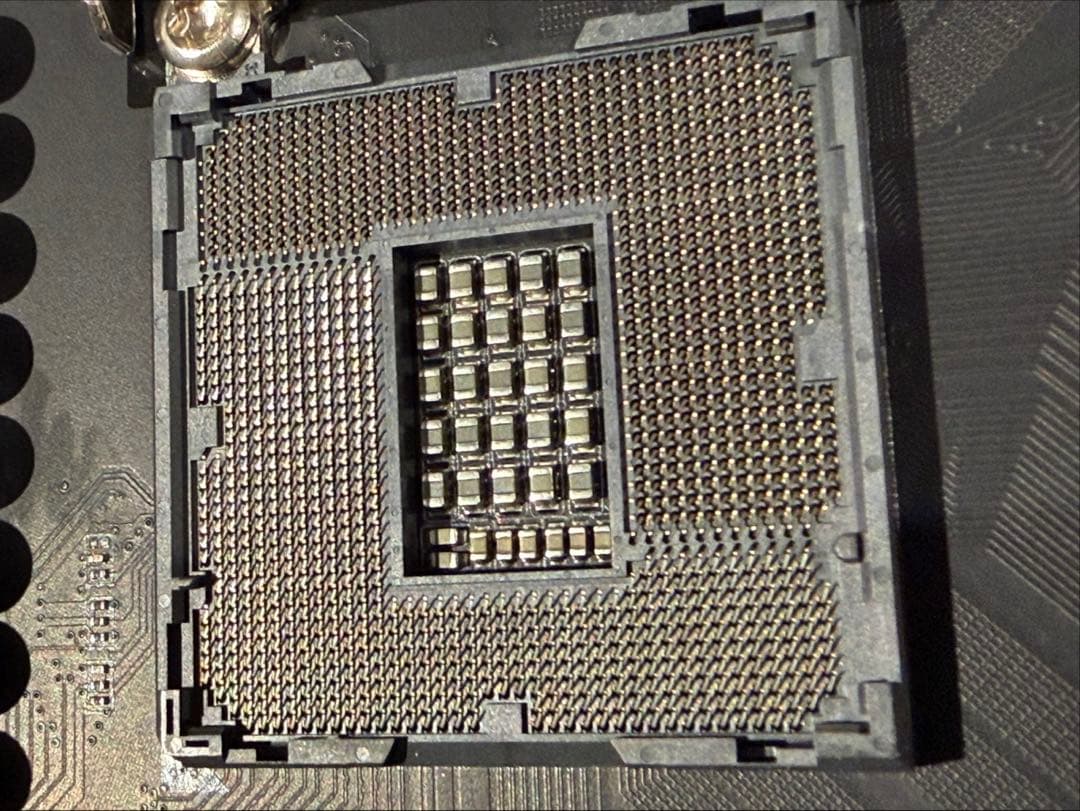 GIGABYTE Z490 VISION D マザーボード