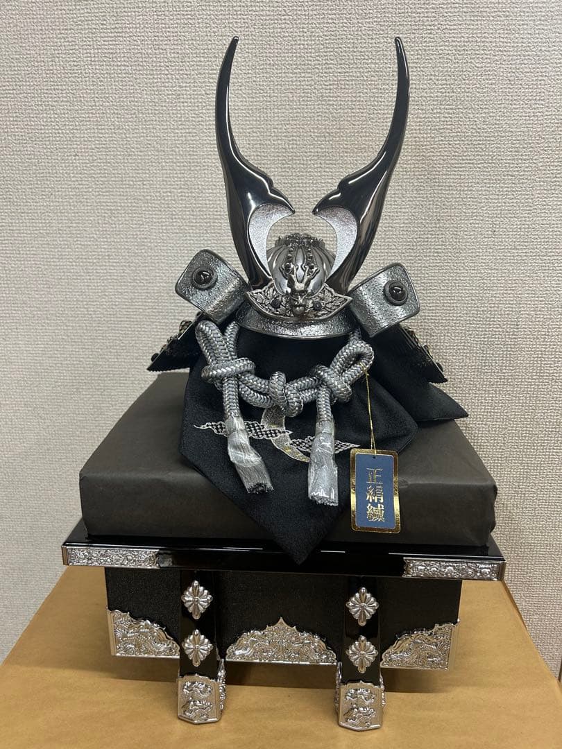 12号貫前ブロンズ兜