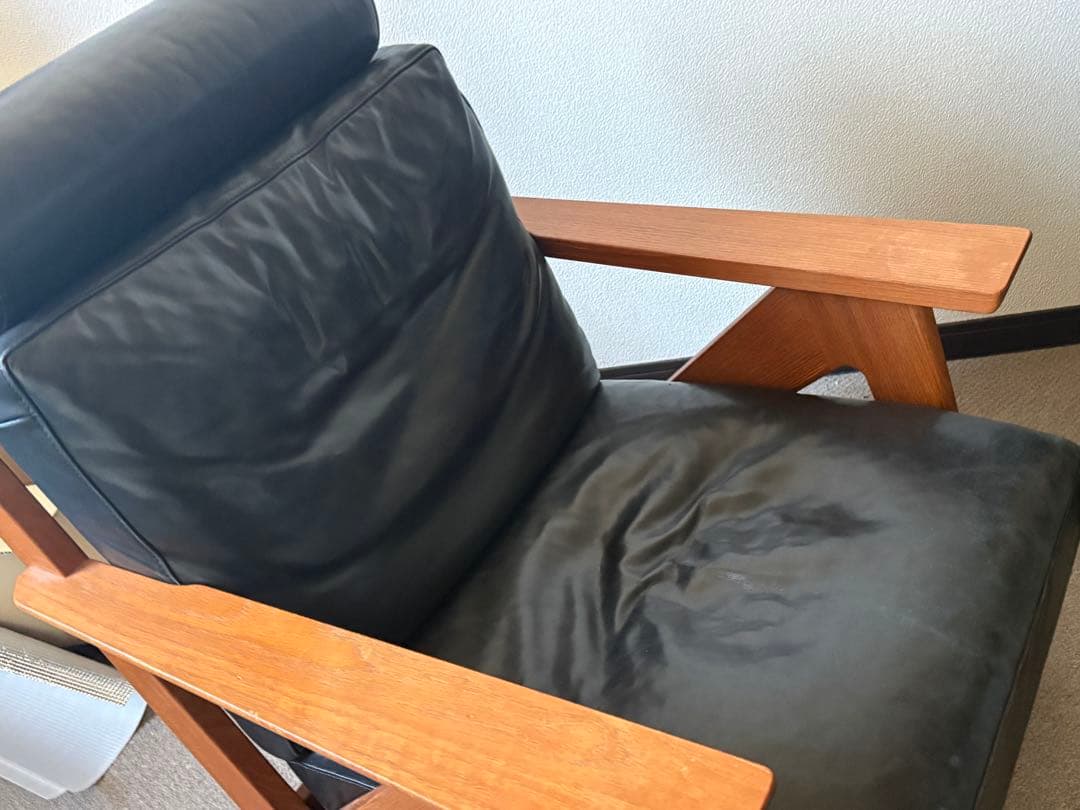 ナガノインテリア　レザー　1人がけチェア
