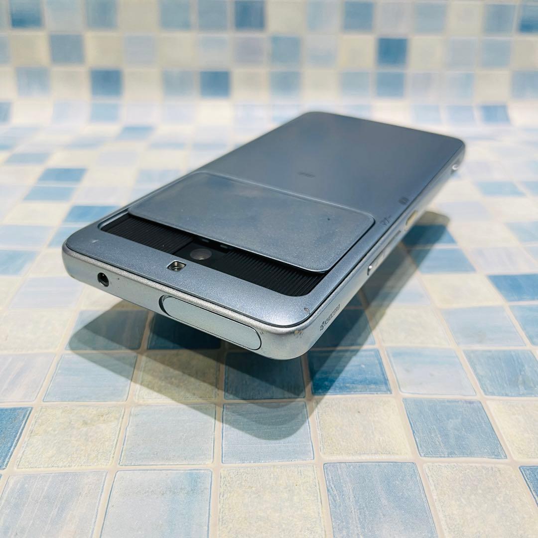 au SIM BASIO3 32GB ブルー 電池良好