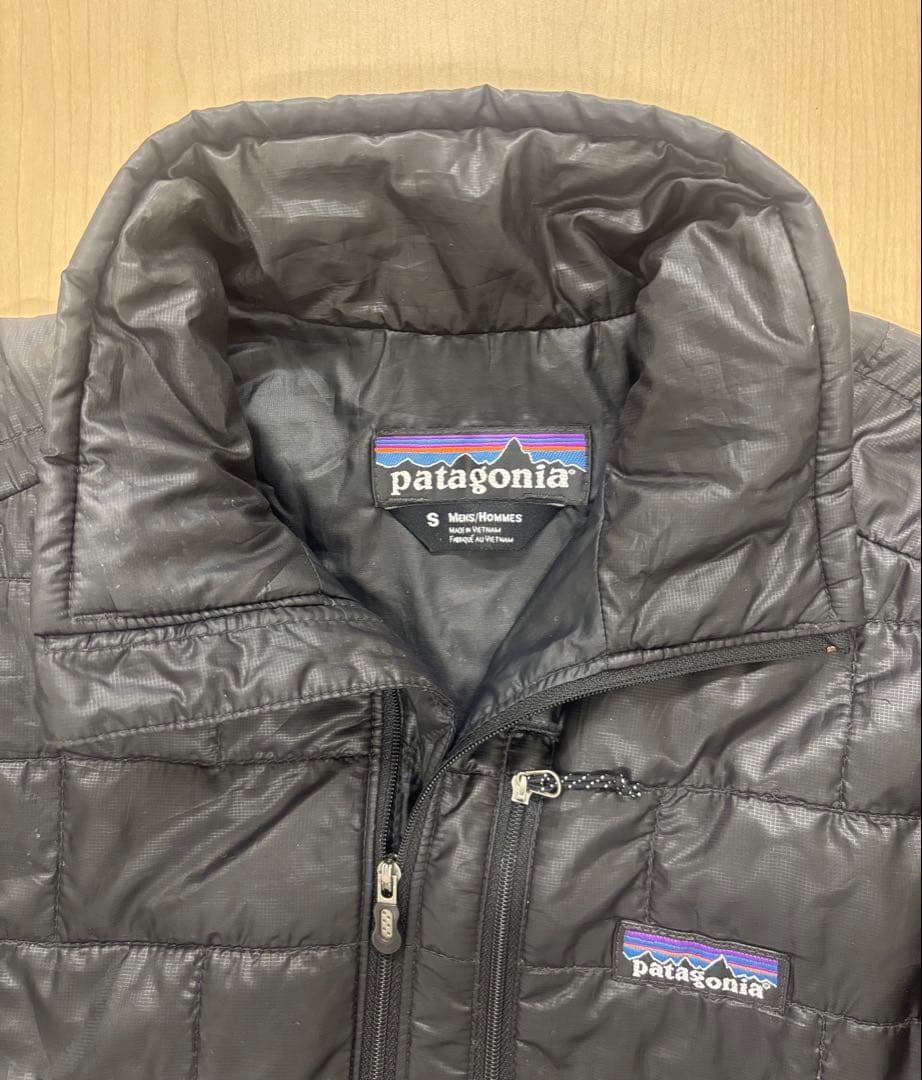 patagonia ナノパフプルオーバー　 黒