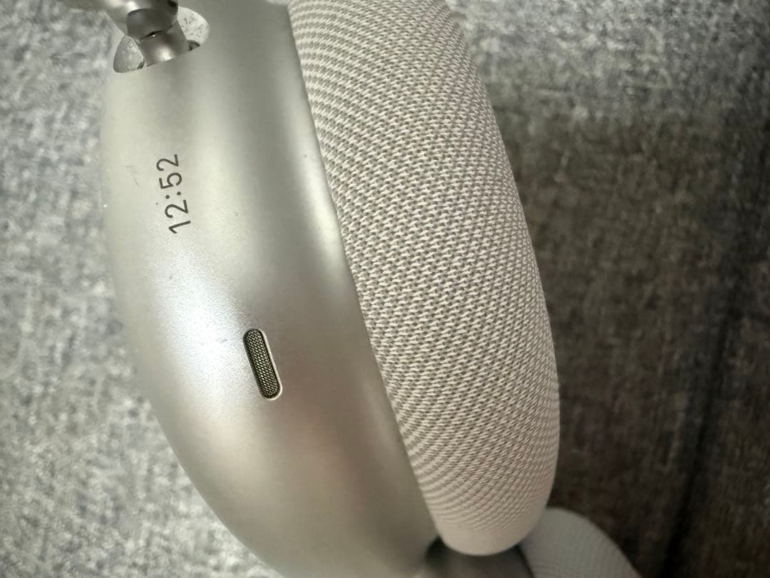 ヘッドホン AirPods Max Silver