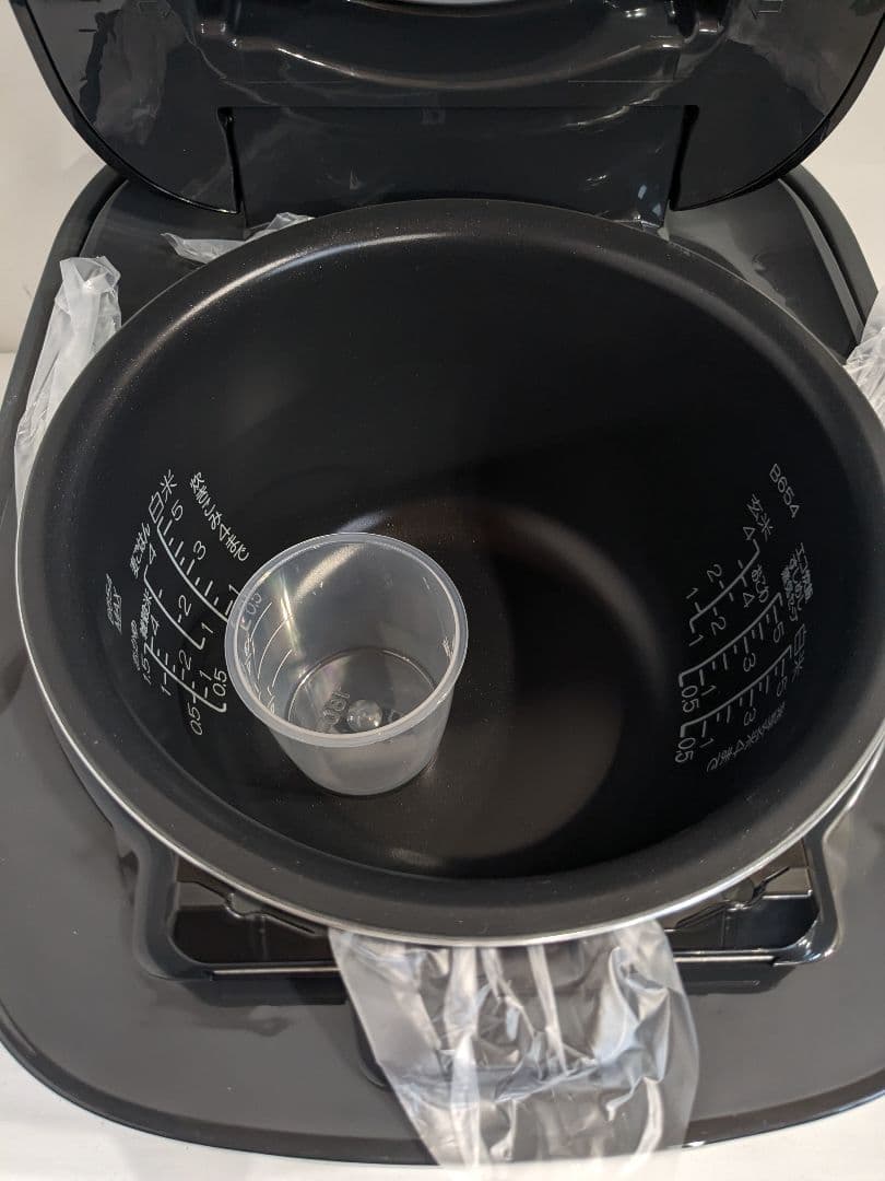 【未使用】象印マホービン 炊飯器 5.5合 極め炊き NW-JZ10-BA