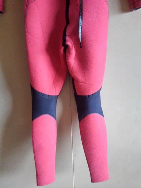 ◎美品・オニール・ウェットスーツ・5/3mm・黒・ML