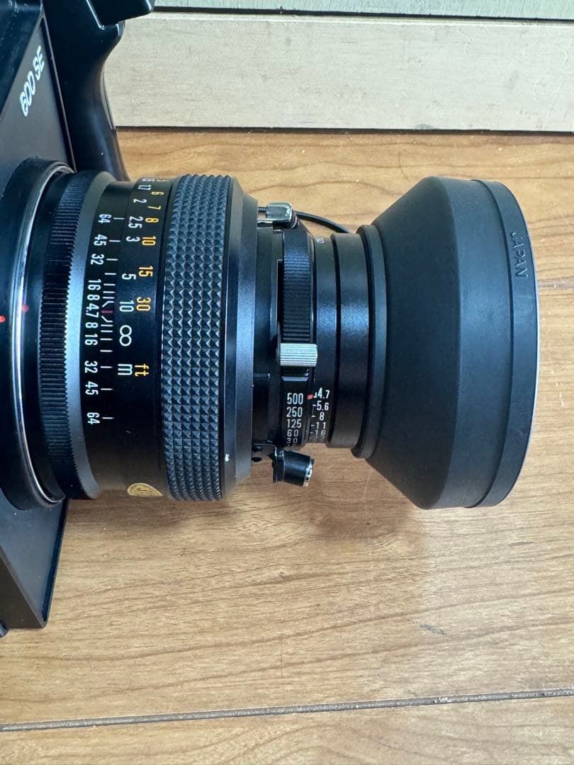 POLAROID 600 SE フィルムカメラ