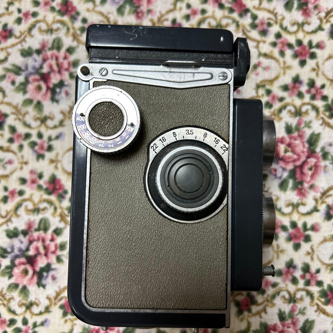 Yashica-A ヤシカ　ヴィンテージ二眼レフカメラ