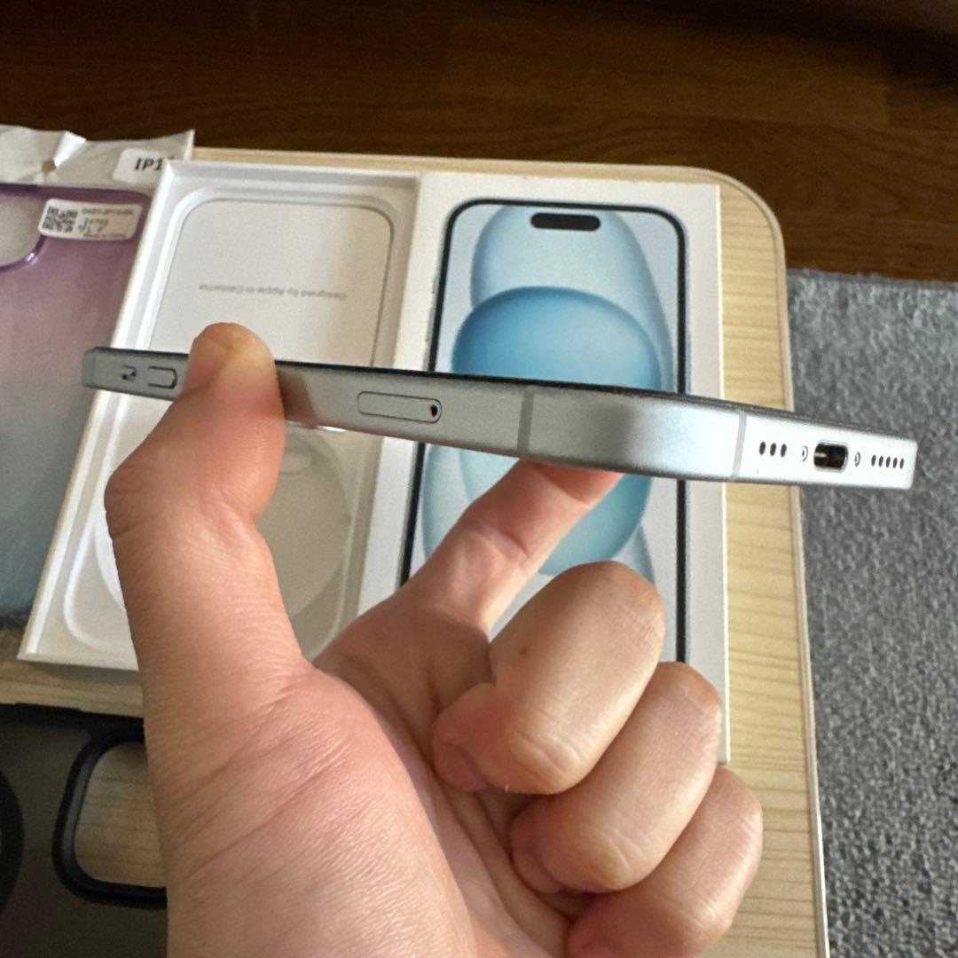 Iphone 15 128GB ブルー おまけ充実 バッテリー85％