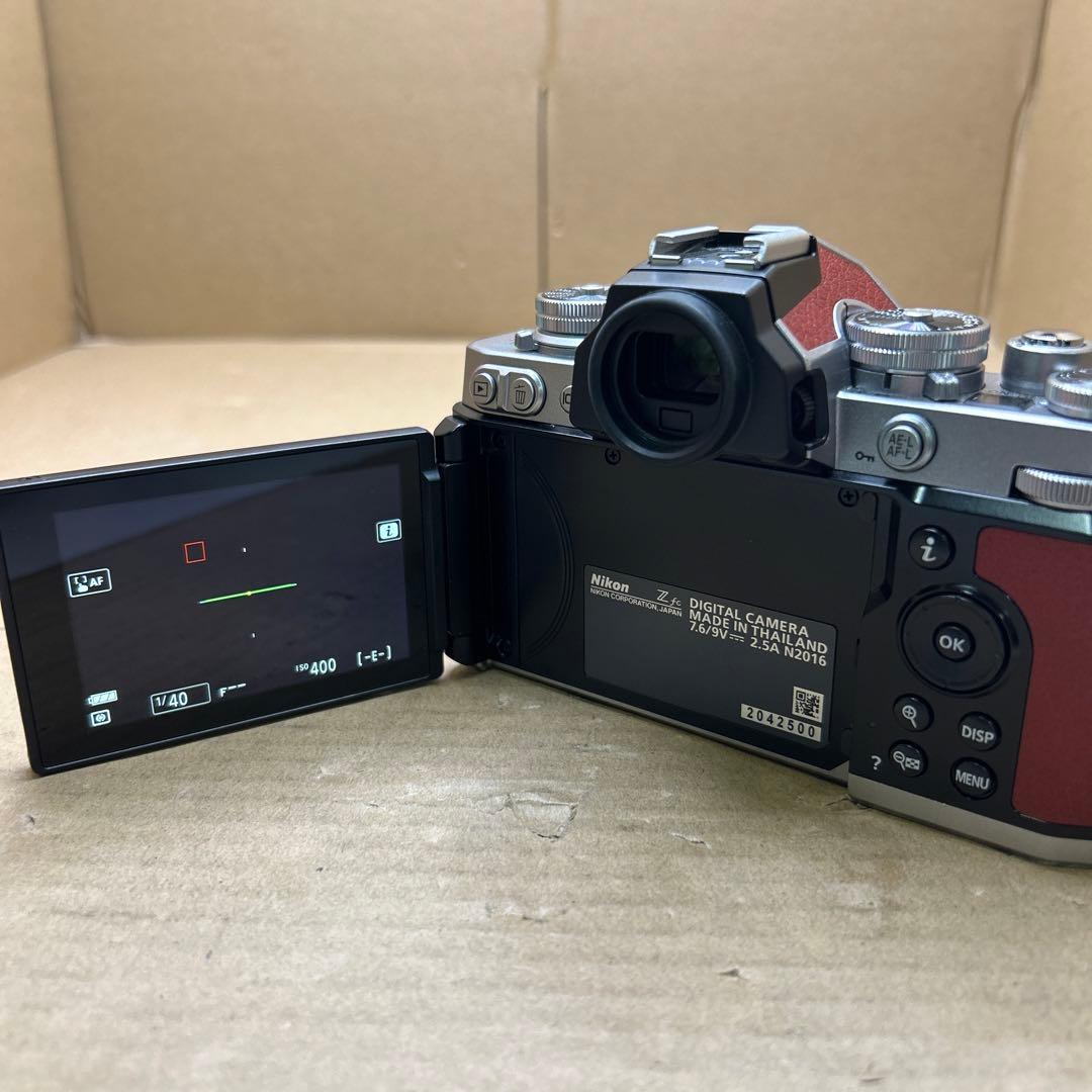 Nikon ミラーレス一眼カメラ Z fc ボディ Zfc レッド