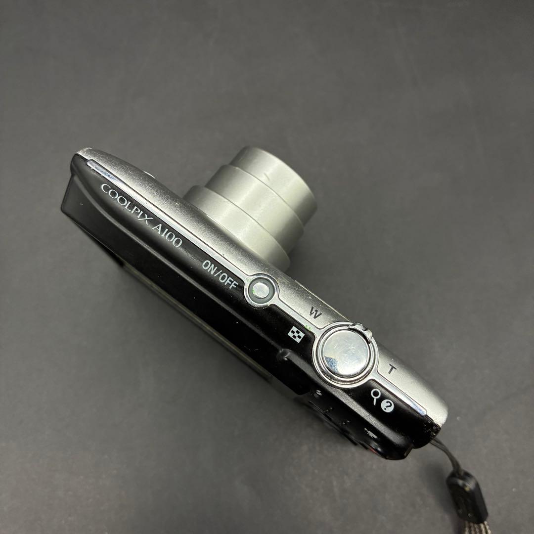 ニコン Nikon COOLPIX A100 動作品　デジカメ　クールピクス