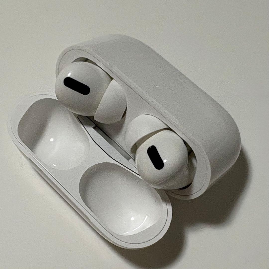 Apple AirPods Pro 第1世代 充電ケース付 ワイヤレスイヤホン