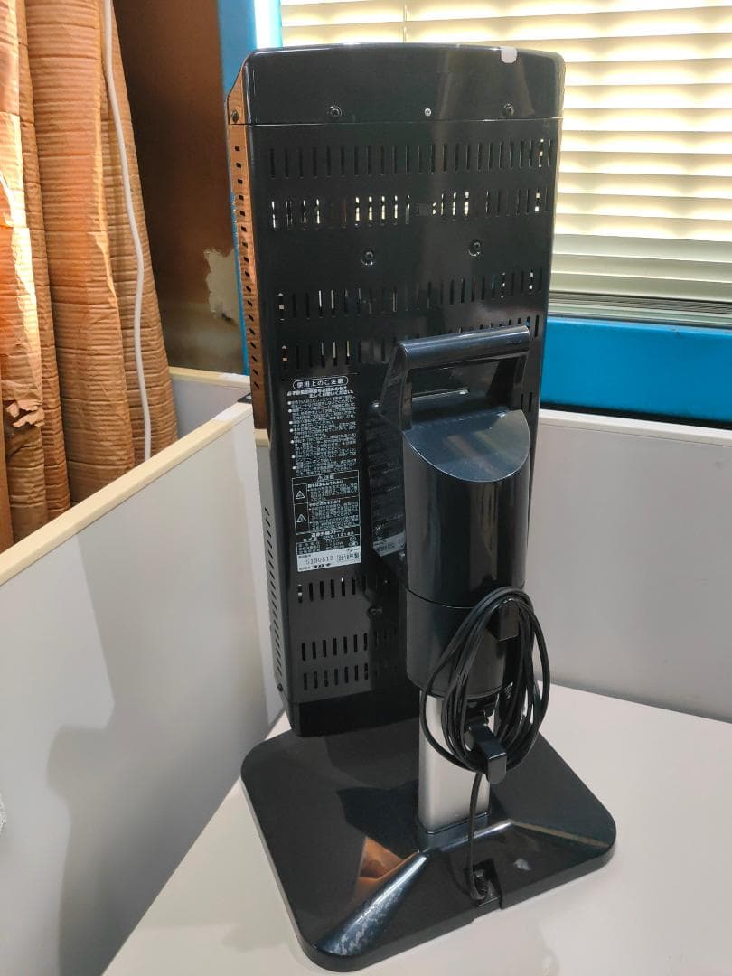 CORONA遠赤外線ヒーター☆11段階調整☆自動首振り☆2018年製【美品】