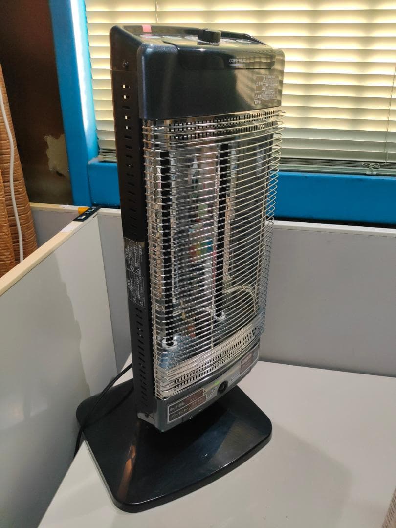 CORONA遠赤外線ヒーター☆11段階調整☆自動首振り☆2018年製【美品】