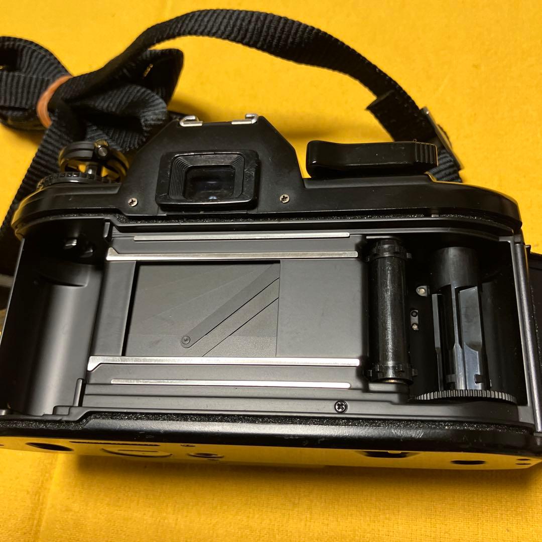 Nikon EM ブラック フィルム一眼レフカメラ