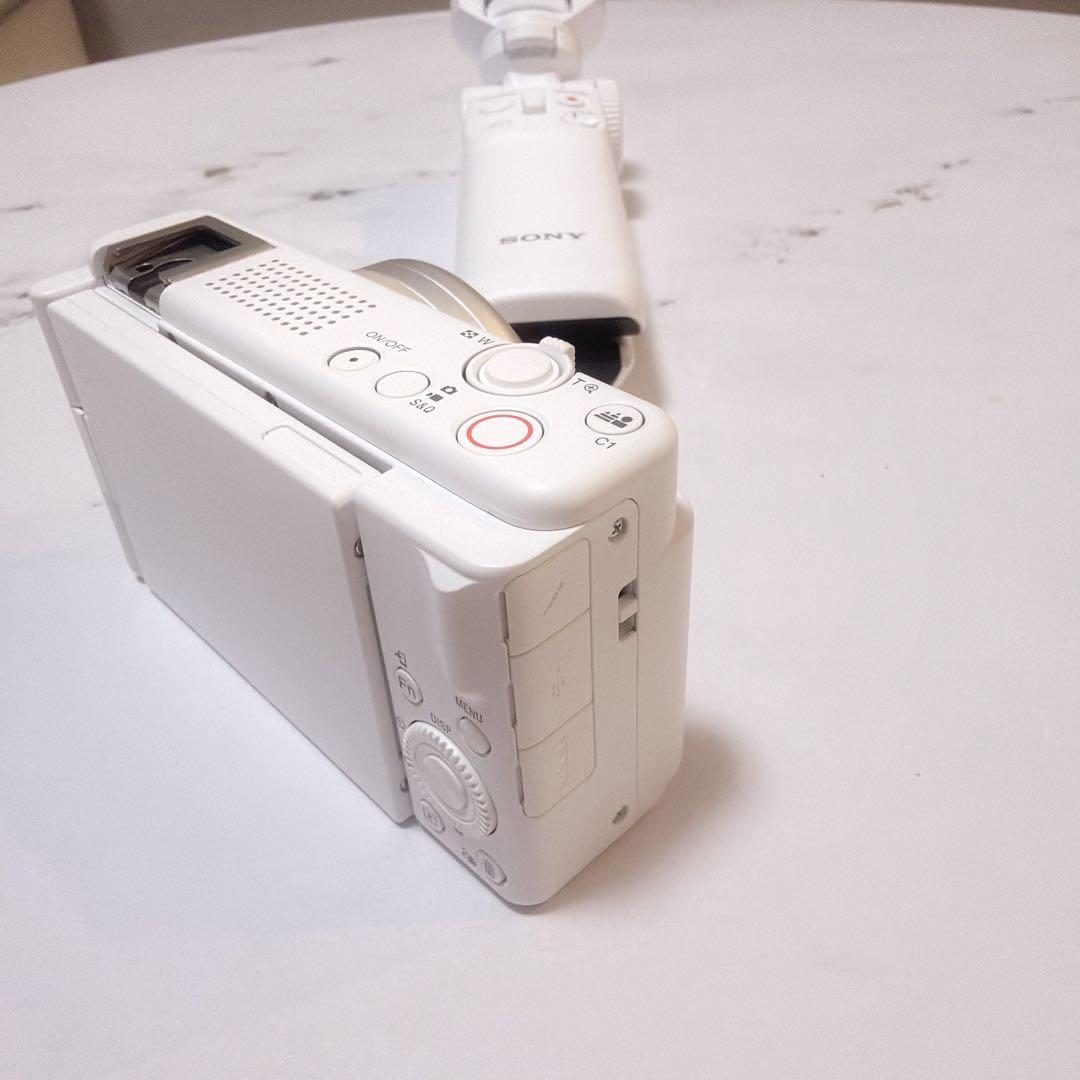 【新品】sony ZEISSレンズ搭載　ホワイトコンパクトデジタルカメラ