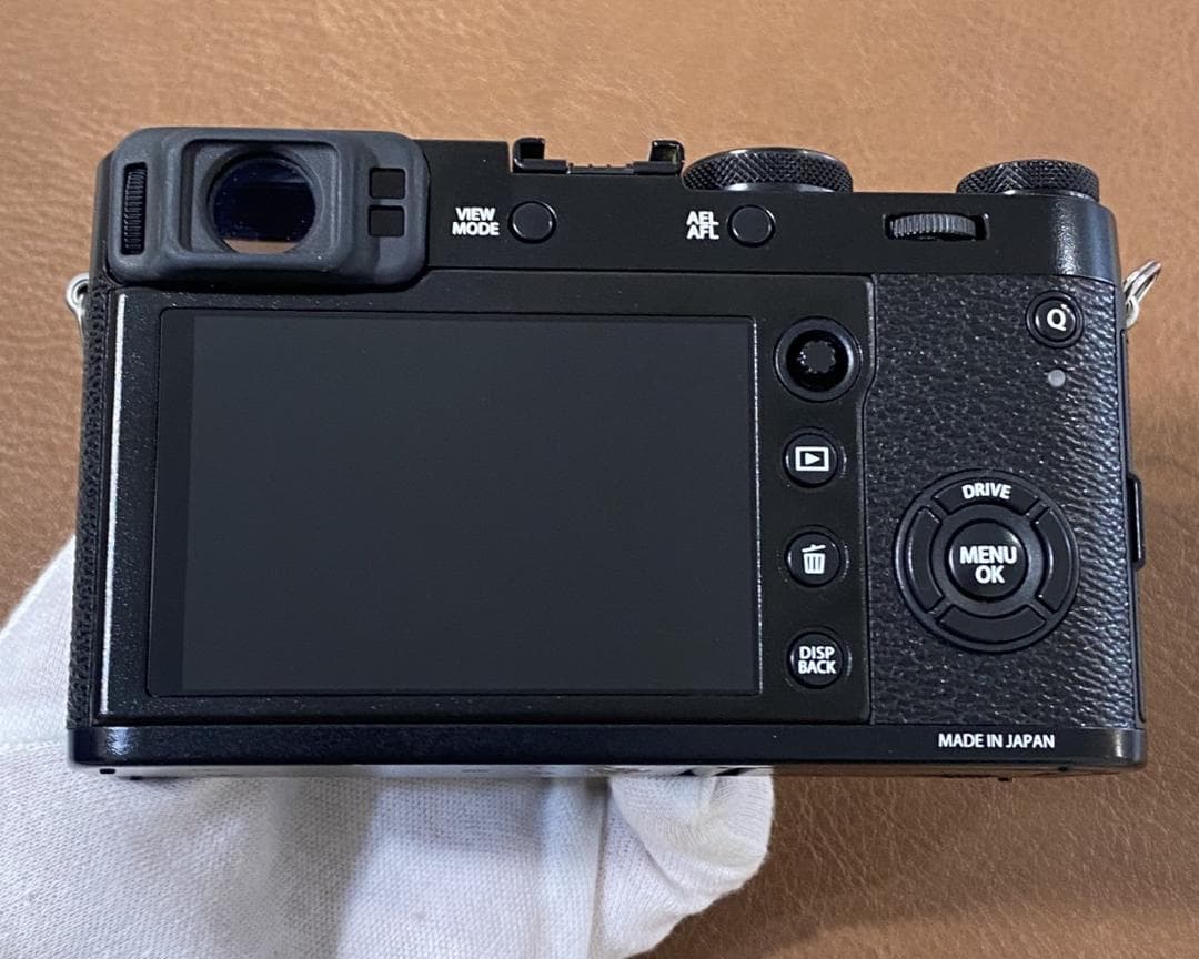 FUJIFILM X100F Black ブラック