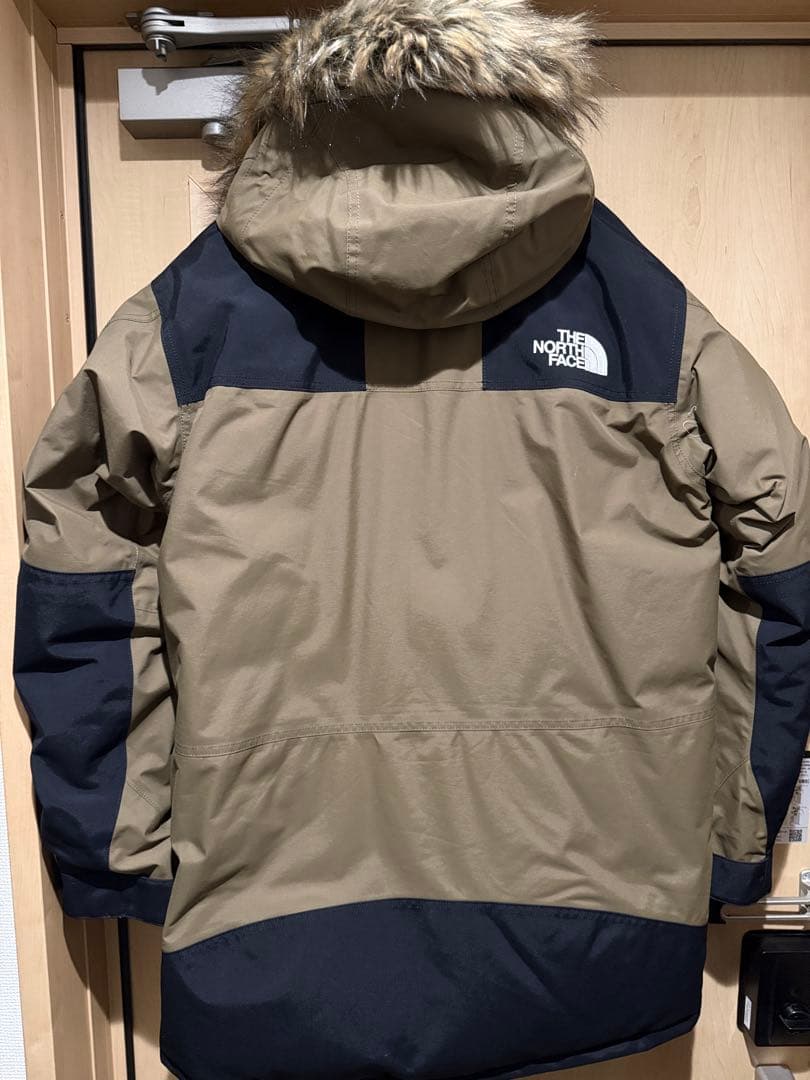 ノースフェイス マウンテン ダウンコート GORE-TEX