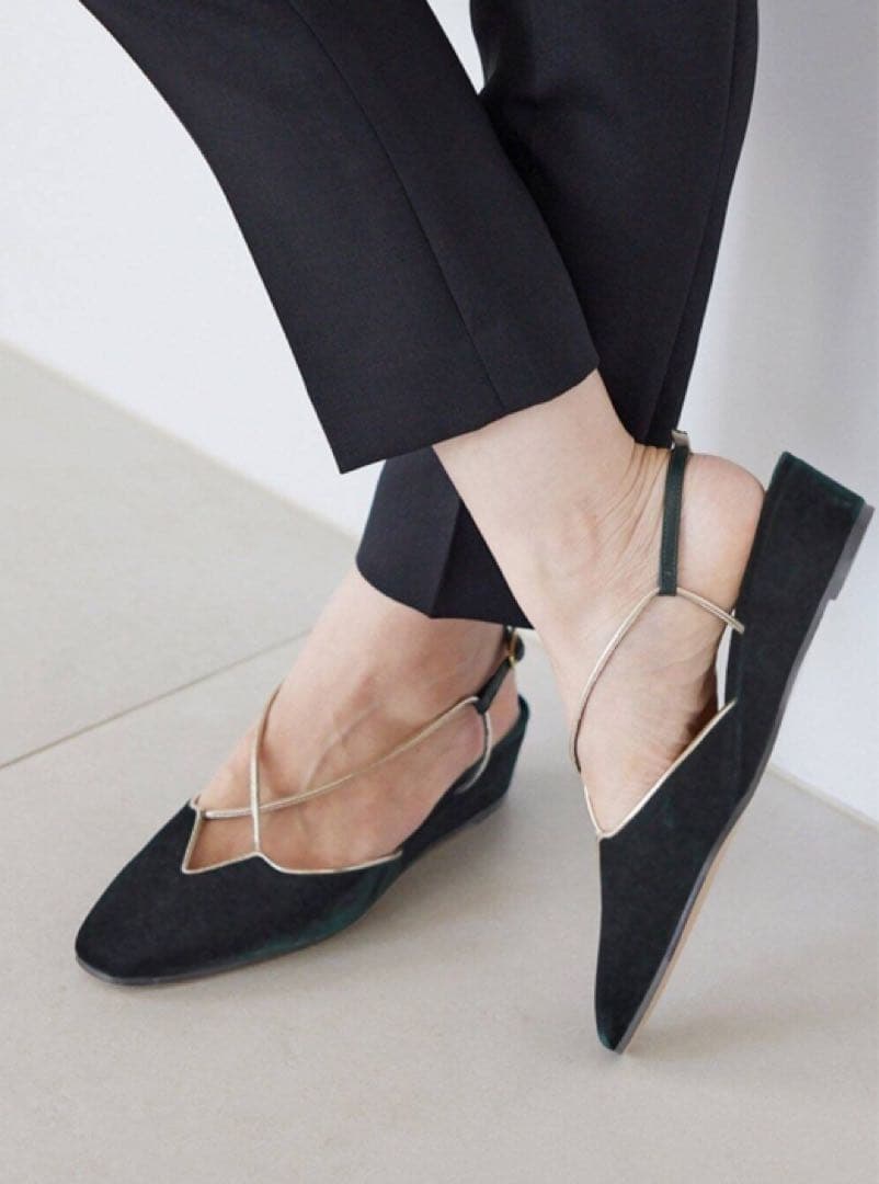 【新品】ネブローニ　ベルベット　サンダル　グリーン　37