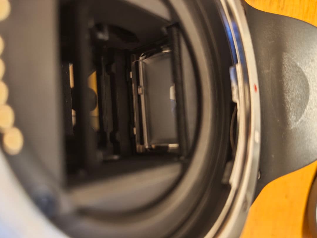 【ジャンク】Canon EOS Kiss X9i デジタル一眼レフカメラ