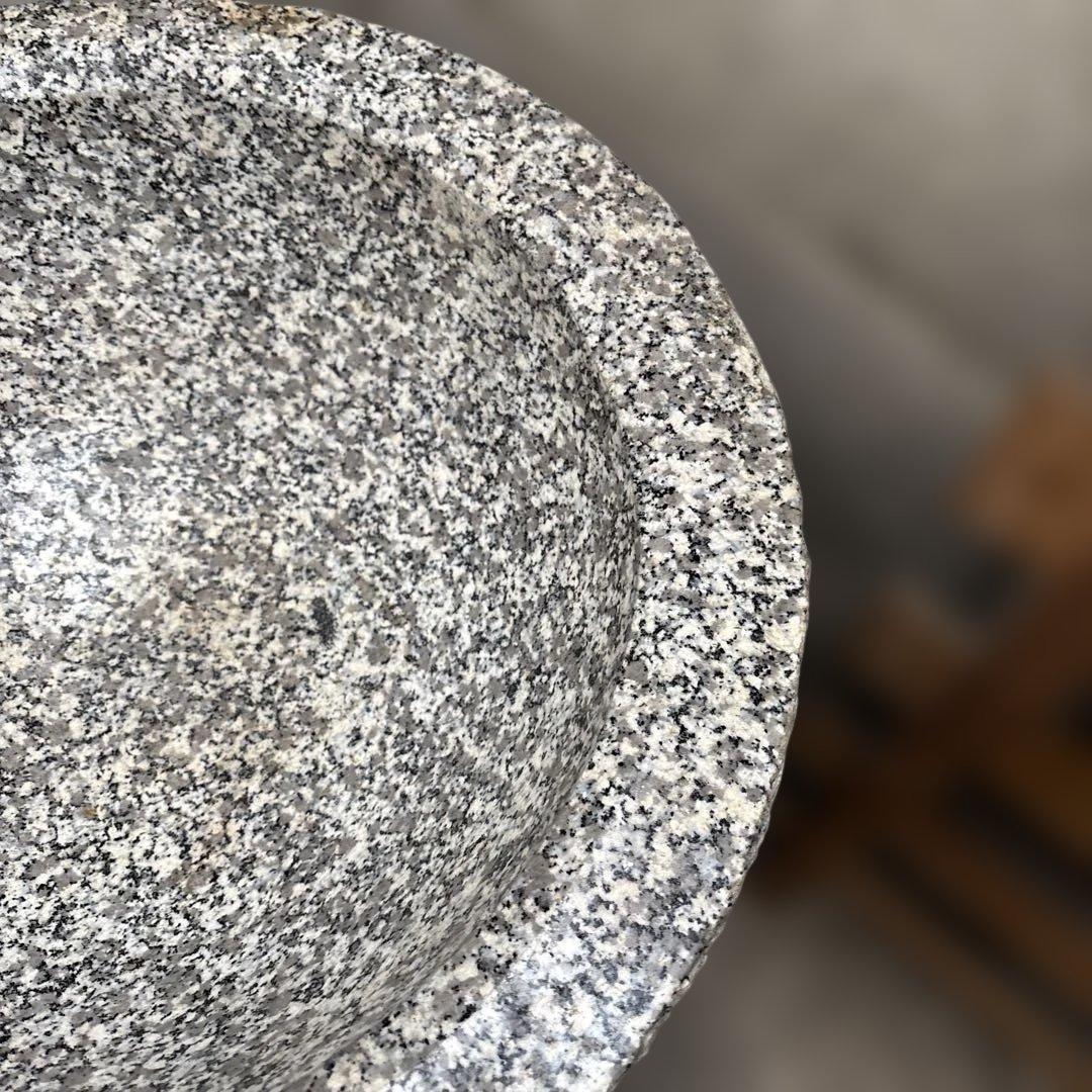 本格　イベント　餅つき　御影石　石臼　土台付き　大　直径約50cm