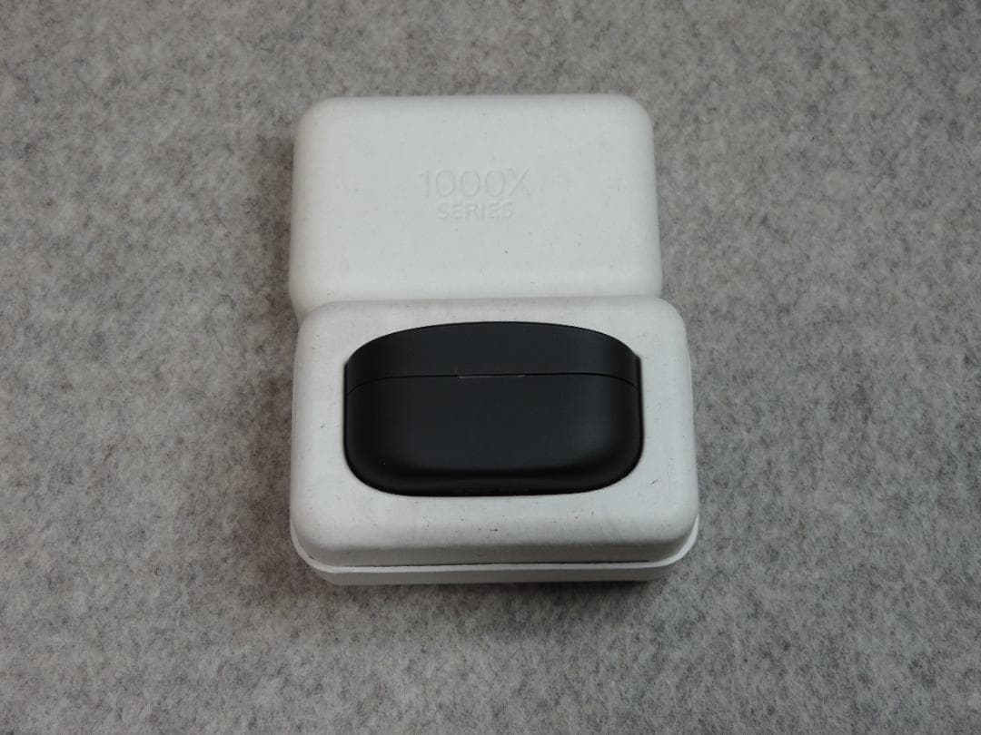 SONY イヤホン ケース付き