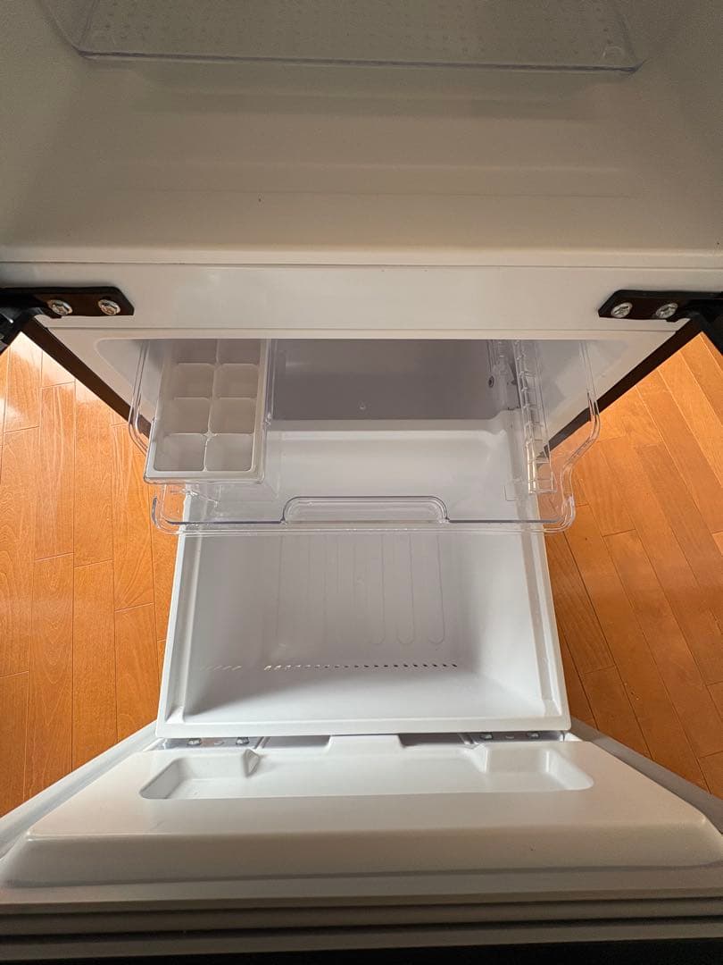 《SHARP》冷蔵庫 SJ-GD15G-B ブラック系 鏡面ドア