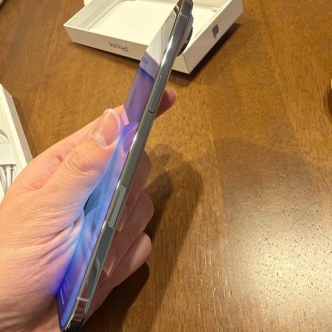 iPhone Air 256GB スカイブルー