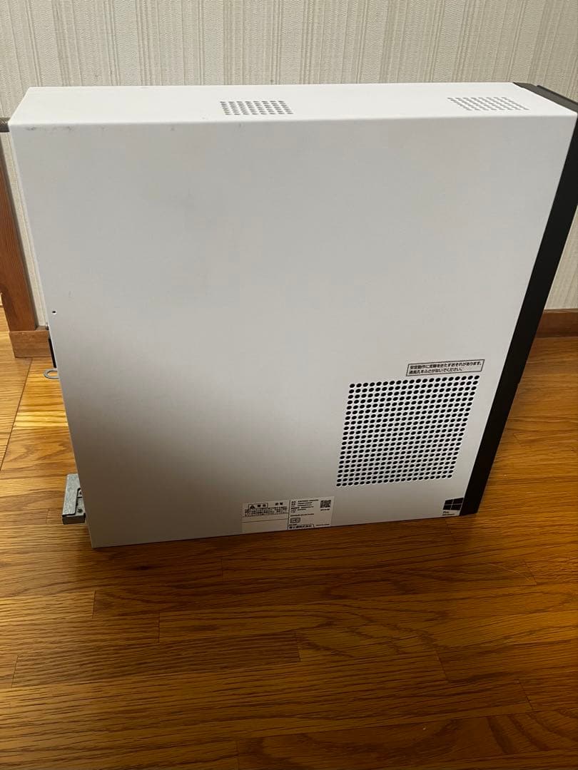 富士通　Fujitsu esprimo