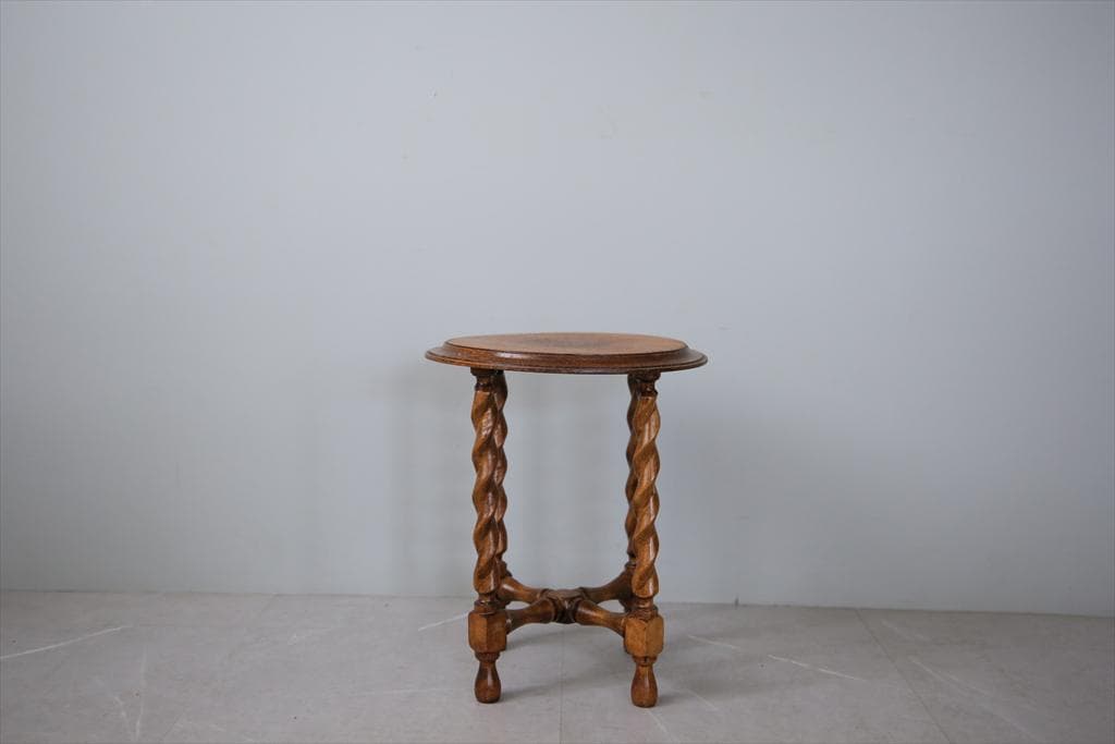 英国アンティーク木製ワインテーブル/サイドテーブル/丸机/飾り棚(90-99)