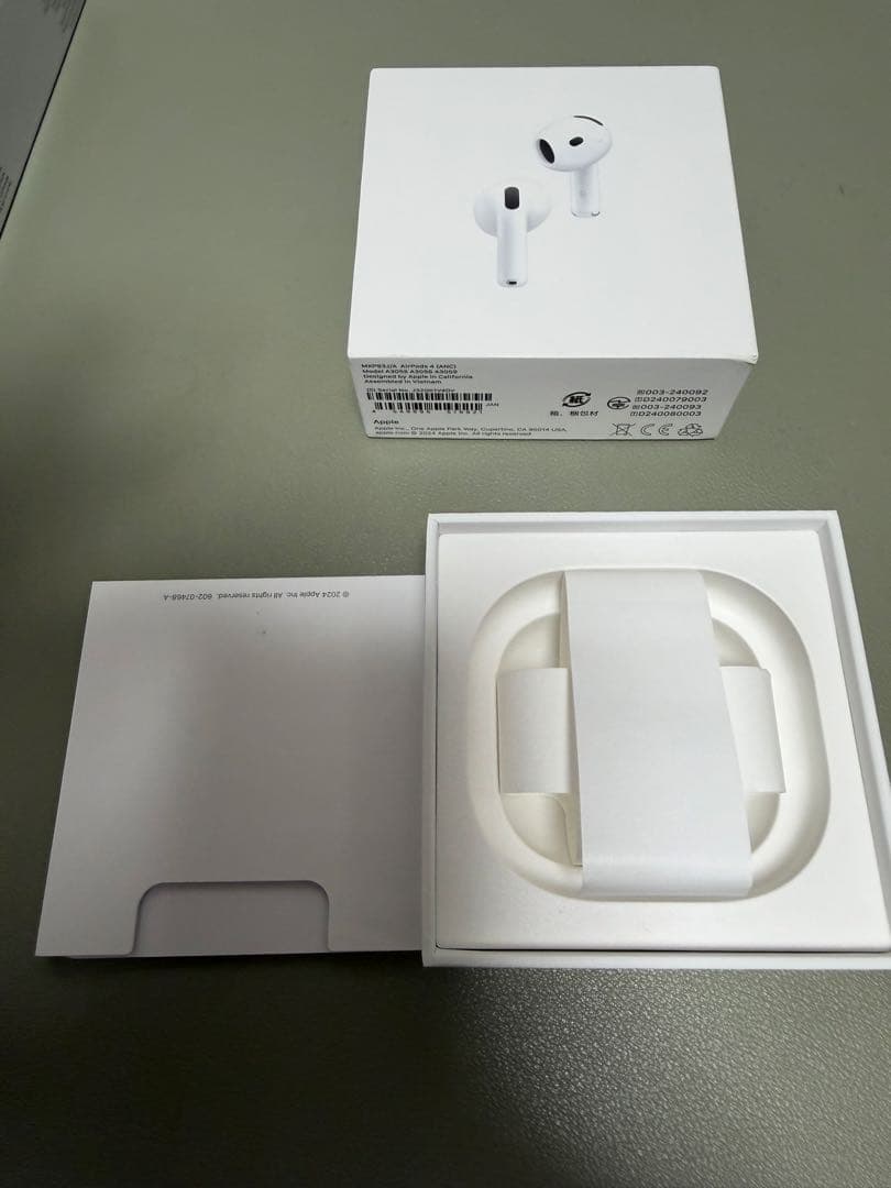 AirPods 4 アクティブノイズキャンセリング搭載AppleCare +加入