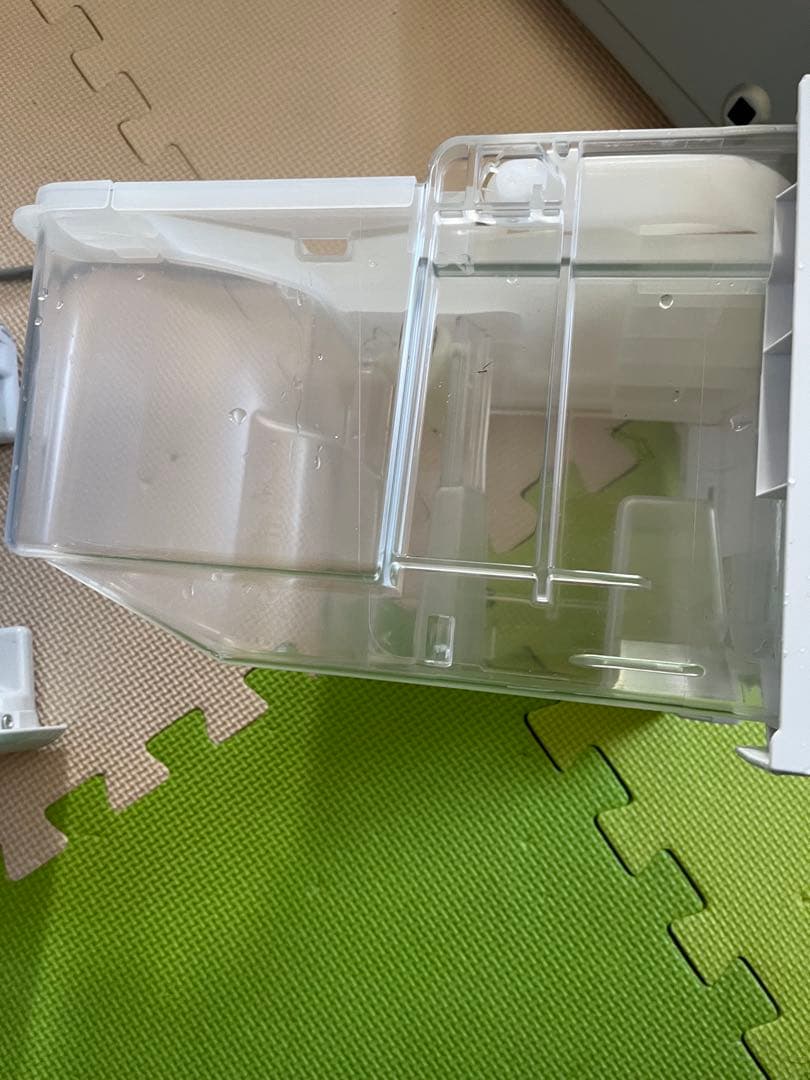 Nekoo 　2023年製　衣類乾燥除湿機「F-YHVX120」