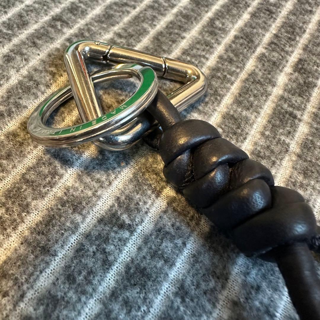 ☆極美品☆　ボッテガヴェネタ　キーリング　ネイビー　箱付き