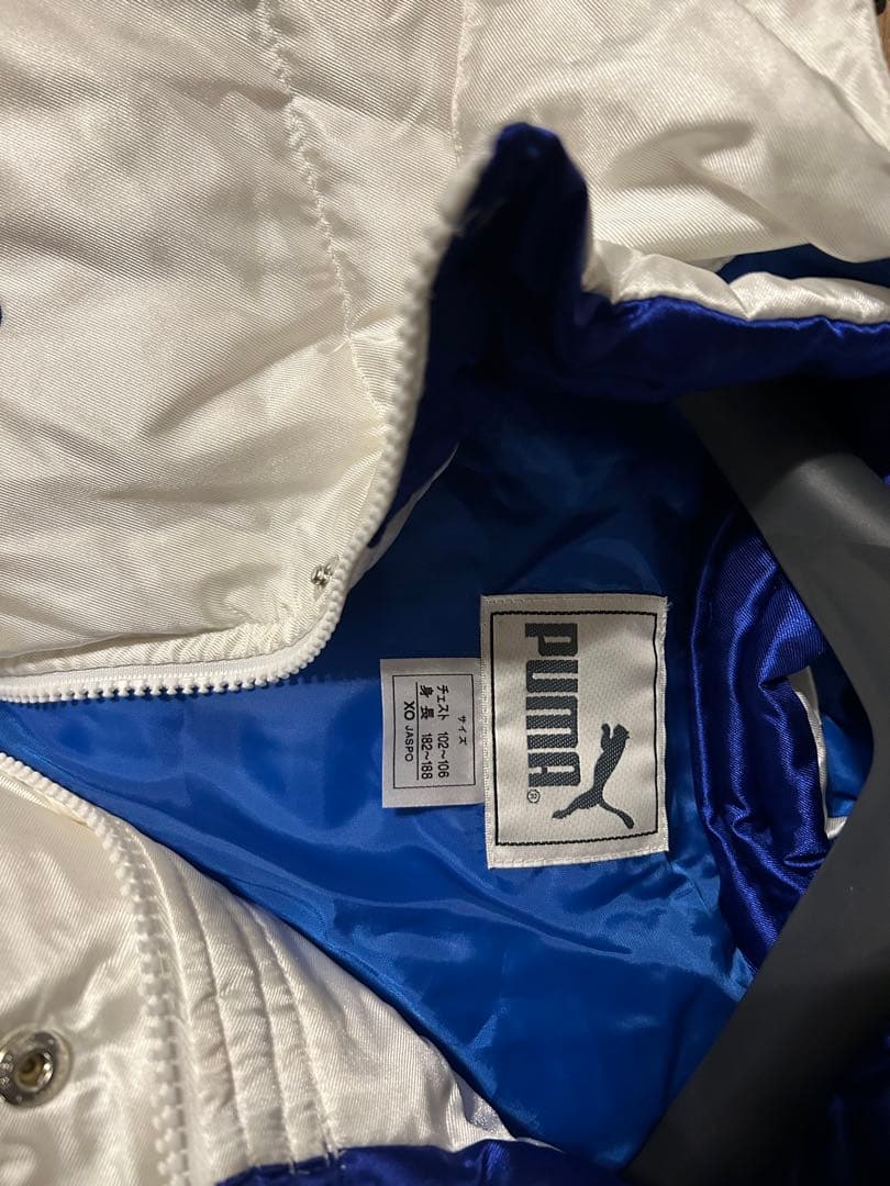 PUMA PXJ363S ベンチコート XO ホワイト/ブルー