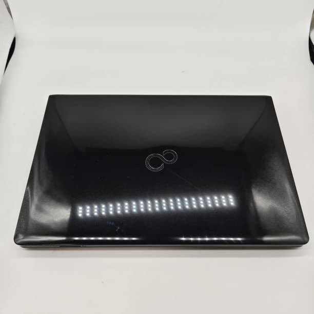 i7-6700HQ バッテリ◎ 15 富士通 16GB SSD256G オフィス