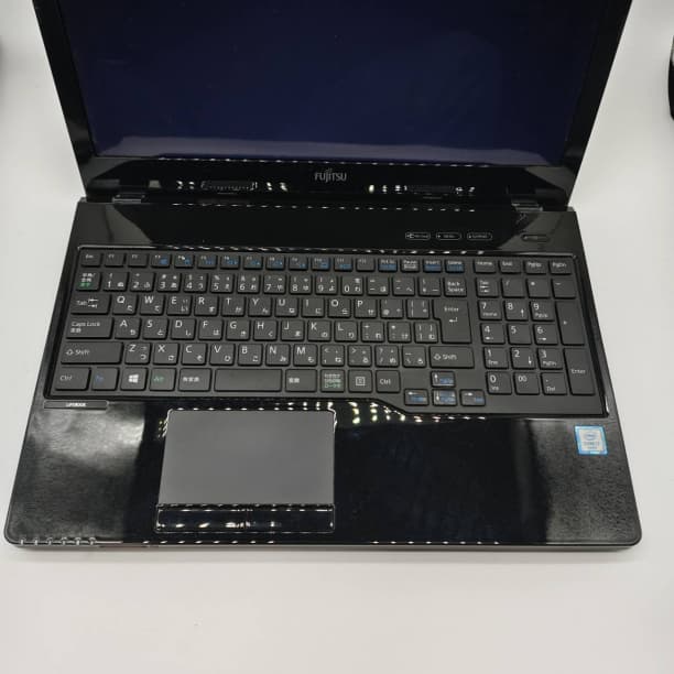 i7-6700HQ バッテリ◎ 15 富士通 16GB SSD256G オフィス