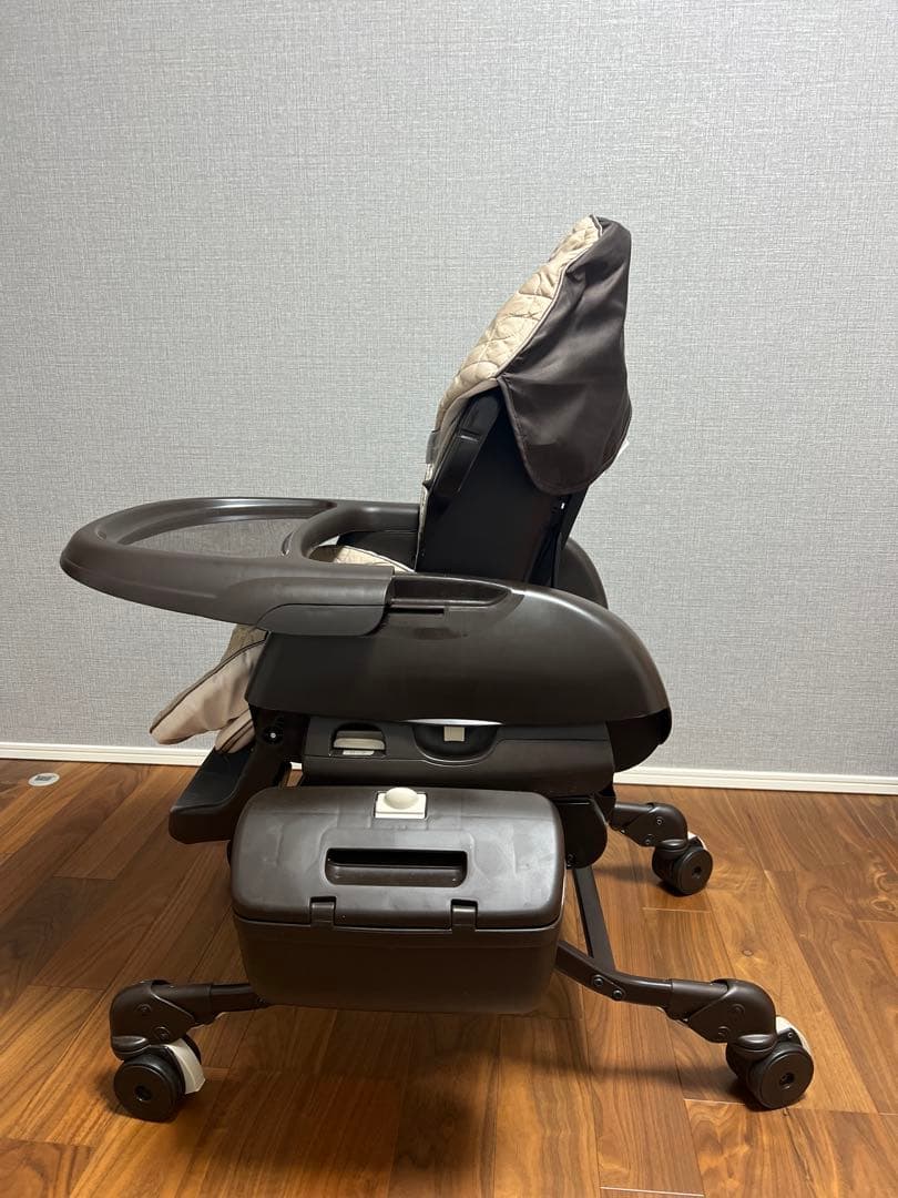 【美品】Combi コンビ　ネムリラ　AT ハイローチェア　オートスイング