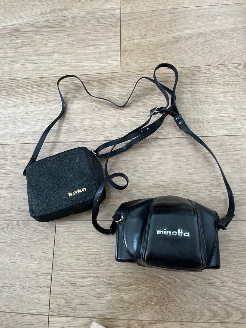 Minolta SR-7 一眼レフカメラ 28mmレンズ付き フラッシュ付き