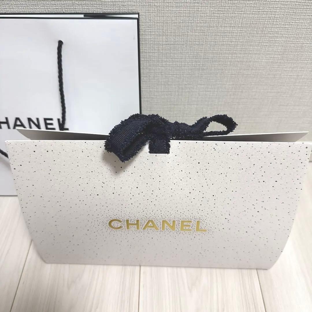 シャネル 2025 リップアンドネイルケア 有料ラッピング済/ショッパー付