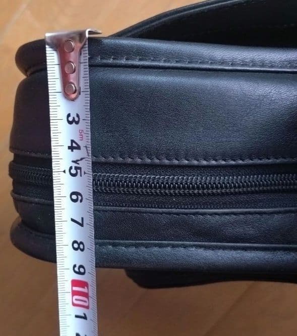 TUMI ブラックレザー　トートバッグ　ビジネスバッグ　本革