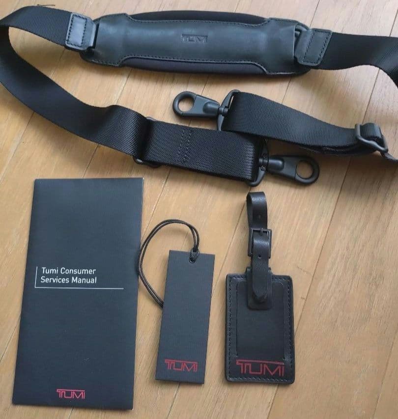 TUMI ブラックレザー　トートバッグ　ビジネスバッグ　本革