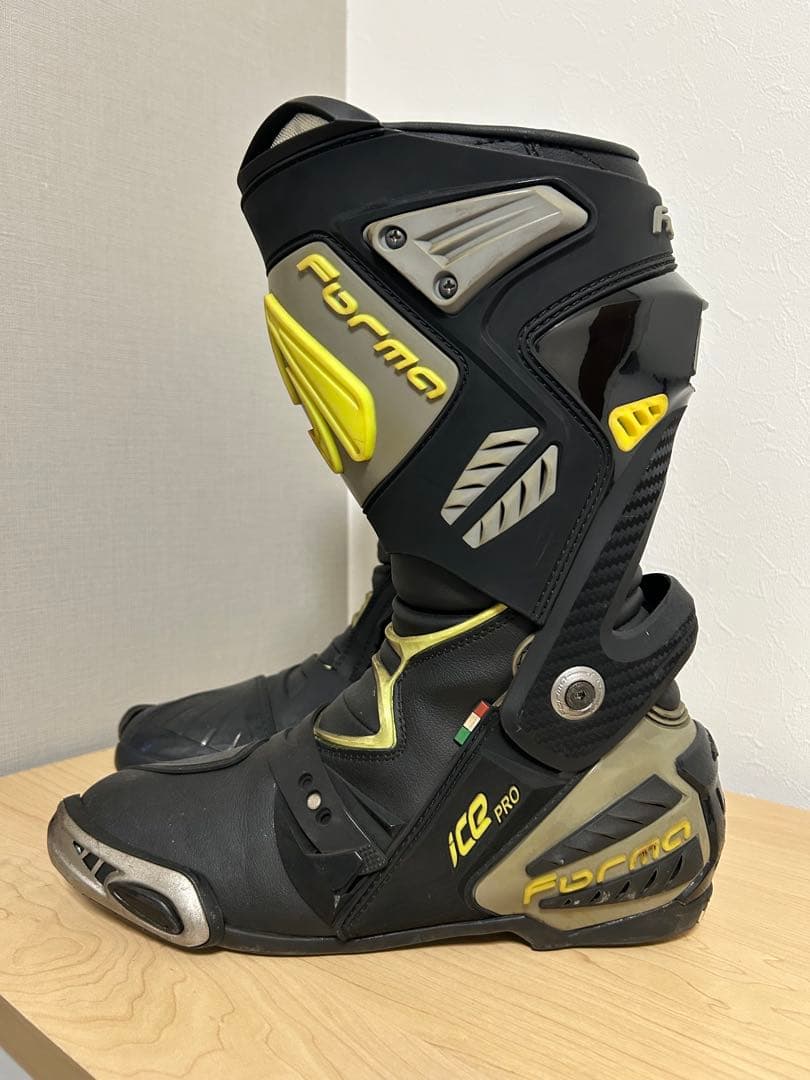 【特価】早い者勝ち！Forma ICE PRO バイクブーツ ブラック/イエロー