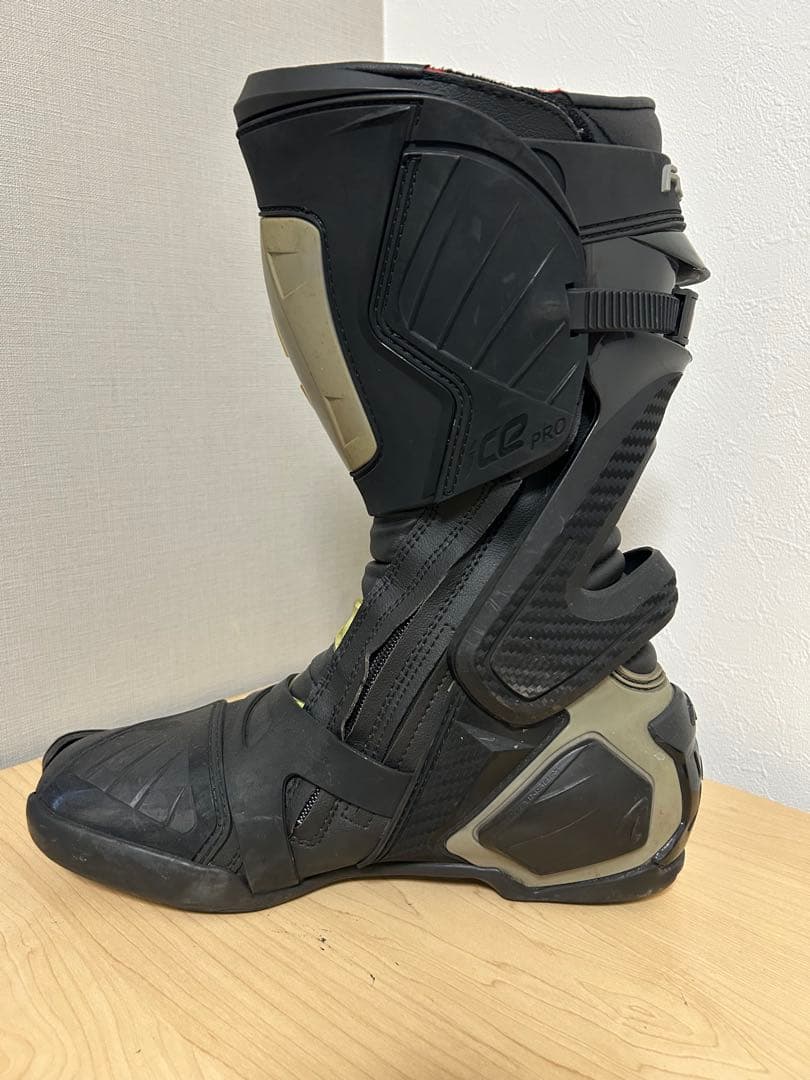 【特価】早い者勝ち！Forma ICE PRO バイクブーツ ブラック/イエロー