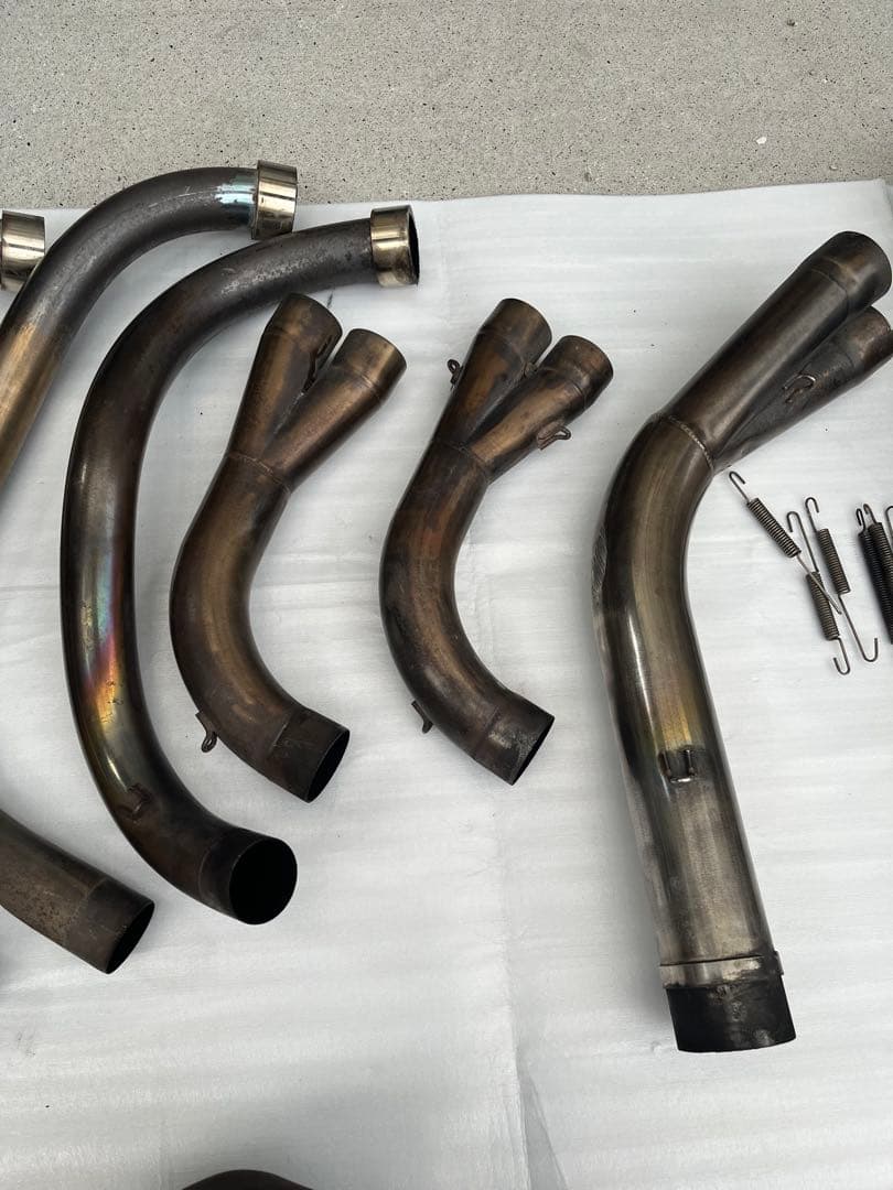 zzr1100D用マフラー　ベビーフェイスエキパイ（サイレンサーはサービス）