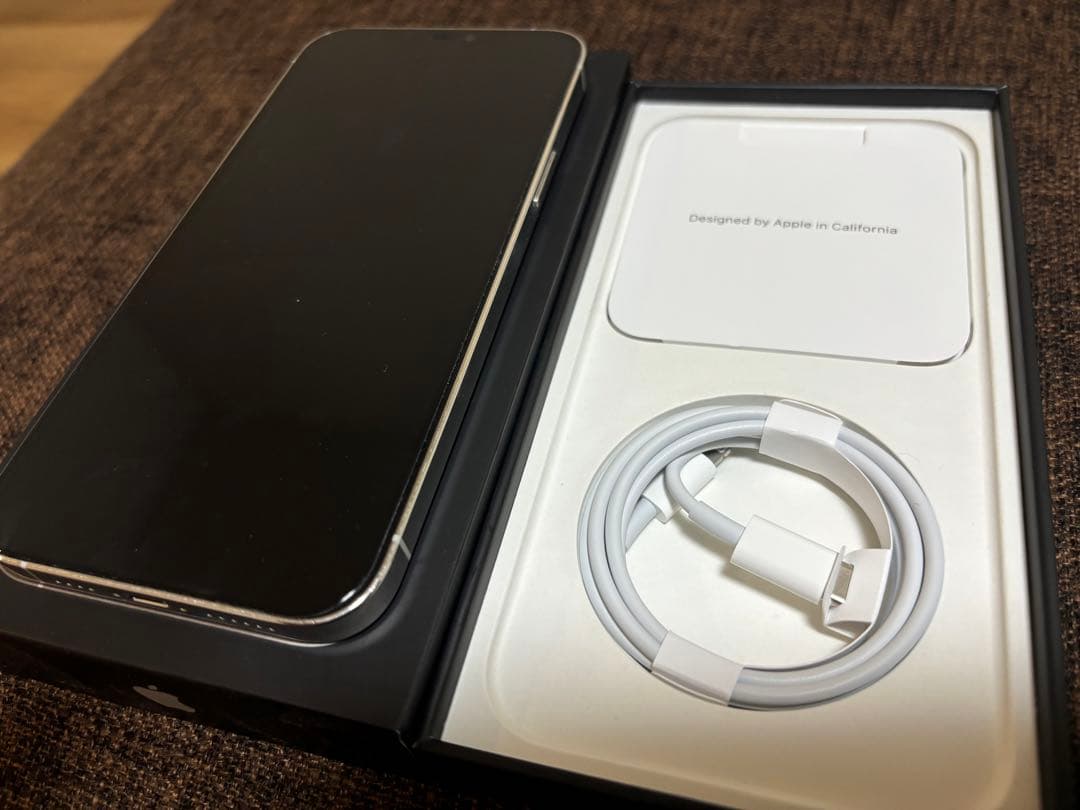 iPhone12 pro max 256gb (箱、ケーブル有) SIMフリー